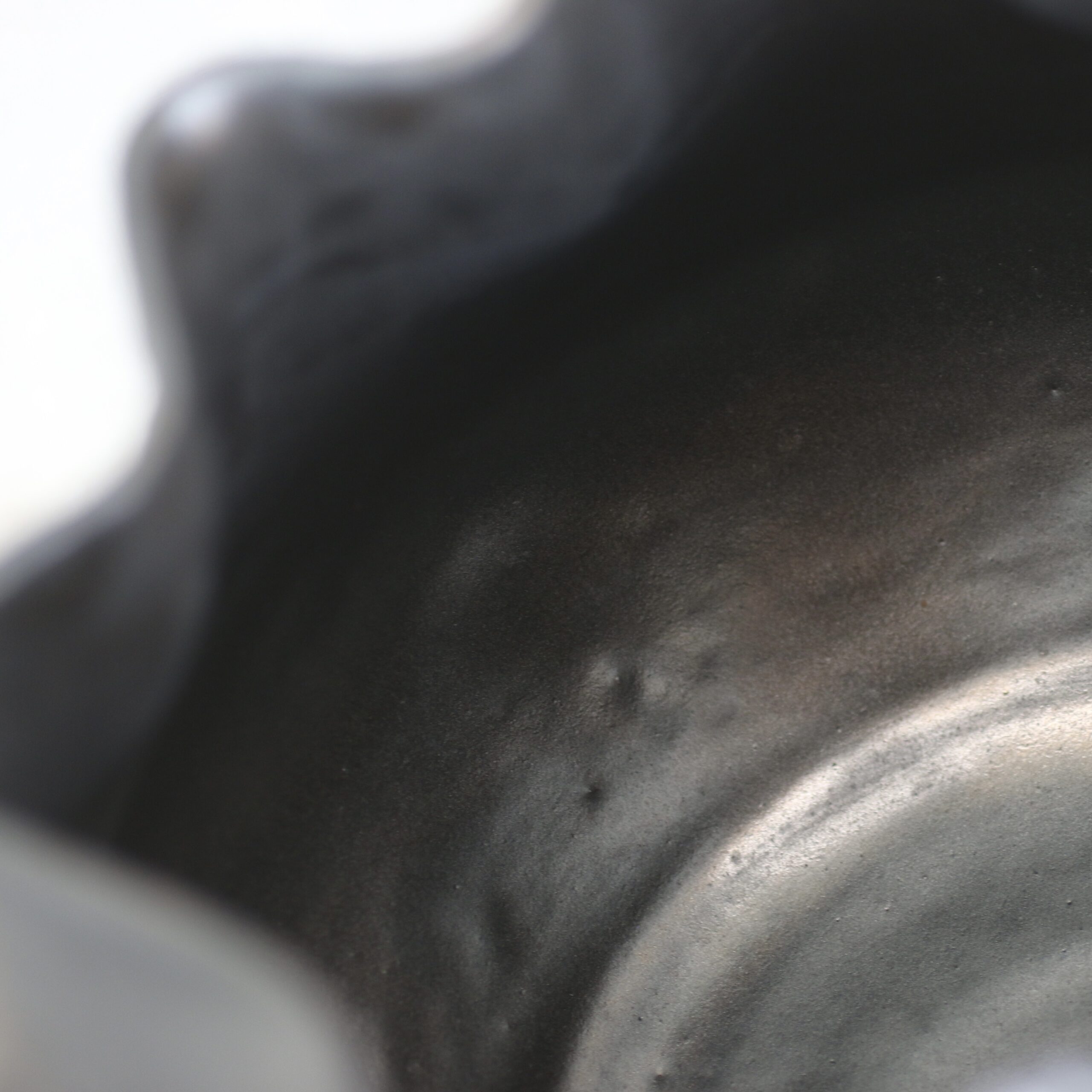 The Ruffled Antique Brass Vase - Image 4